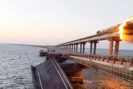 Trung đoàn S-500 đầu tiên của Nga được điều đến cầu Crimea