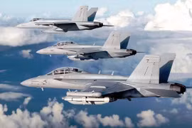 Mỹ phát triển tiêm kích hạm hoàn toàn mới để đối phó Trung Quốc 