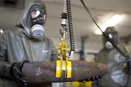 Nga “tố” Ukraine đã sử dụng vũ khí hóa học do Mỹ sản xuất