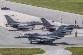 Ukraine được “tự do” sử dụng F-16 trong chiến đấu