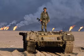 Trận đánh “tự sát” của T-72 Iraq khi đối đầu với M1A1 Mỹ