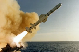Sức mạnh nhân đôi của “sát thủ diệt hạm” Harpoon Mỹ