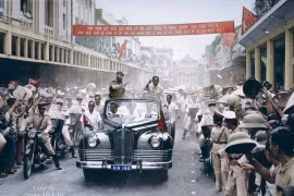 Hình ảnh lịch sử: Lãnh tụ Fidel Castro bật khóc khi thăm Quảng Trị