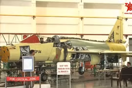 Khám phá nơi lắp ráp tiêm kích "khủng" rẻ nhất thế giới