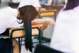 Lọt vào mắt bố bạn cùng lớp, nữ sinh bị hủy hoại cả đời 