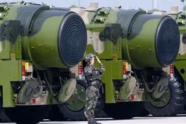 So sánh tầm bắn tên lửa liên lục địa của ba cường quốc quân sự