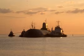 Kinh ngạc tiện nghi bên trong tàu ngầm lớn nhất thế giới