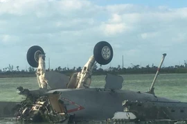 F/A-18 Super Hornet Mỹ phát nổ, phi công tử nạn