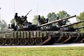 Nhận diện hai "cua đồng" cực mạnh Nga mới chuyển giao cho Lào