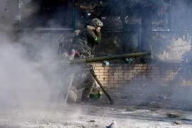 Ukraine đổ thêm quân vào chảo lửa Bakhmut, Nga phản ứng ra sao?