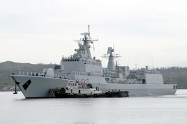 Trung Quốc và Iran đua nhau lắp giếng phóng cho tàu chiến cũ