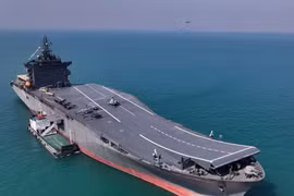 Iran biến tàu hàng thành tàu sân bay - Nga có nên học theo Iran?