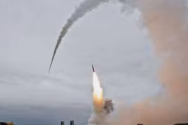 S-400 và Rafale: Vũ khí nào giúp thay đổi cuộc chơi của Ấn Độ?