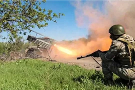 Nga cắt tuyến hậu cần, 4000 quân Ukraine bị vây hãm ở Kursk