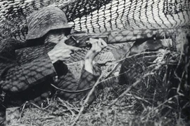 Ngán ngẩm với mẫu súng trường "đi sau thời đại" của Quân đội Pháp