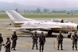 Dàn tiêm kích MiG-19 của Triều Tiên nay còn "dọa" được ai?