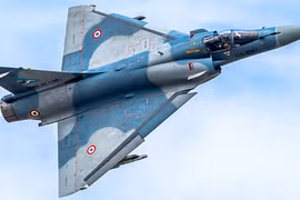 Pháp viện trợ Mirage 2000 cho Ukraine, lính đánh thuê sẽ điều khiển?