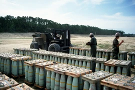 NATO “chật vật” huy động một triệu quả đạn pháo cho Ukraine