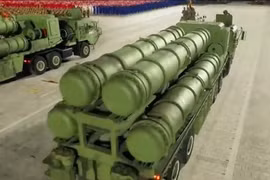 Kinh ngạc trước tổ hợp tên lửa "S-400 nhái” của Quân đội Triều Tiên