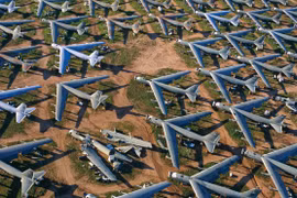 Những tàn tích nghĩa địa máy bay, tàu ngầm sau Chiến tranh Lạnh