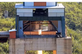 Loạt ảnh nóng Triều Tiên thử động cơ tên lửa mới