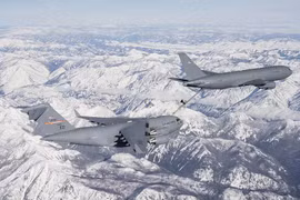 Mãn nhãn siêu cơ tiếp dầu KC-46A Mỹ bán cho Nhật Bản