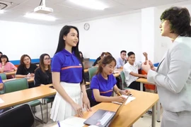 Để tiếng Anh không còn là rào cản hội nhập toàn cầu