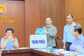 Đắk Lắk: Cán bộ bốc thăm xác minh tài sản thu nhập