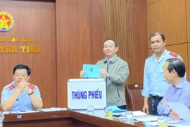 Đắk Lắk: Cán bộ bốc thăm xác minh tài sản thu nhập