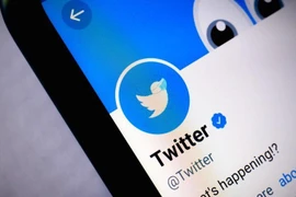 Twitter chính thức thu phí 8 USD/tháng để cấp tick xanh