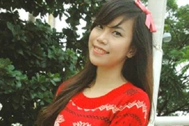 Tài sắc vẹn toàn của nữ sinh báo chí Đà Nẵng