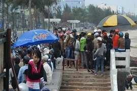 Tìm thấy xác cha của 5 người con khóc tìm trên biển