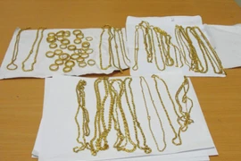 Cụ bà 70 tuổi bị cướp vàng lúc đang ngủ