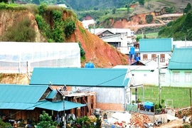 UBND Đà Lạt làm rõ "quan phường" nhận tiền... Kiến Thức phản ánh