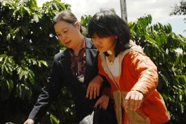 Hình ảnh đầu tiên về cô gái bị cha hàn cửa, nhốt 3 tháng