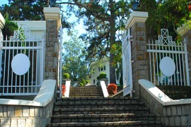 Những bậc thềm cực độc chỉ có ở nhà Đà Lạt 