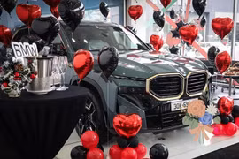 SUV hiệu suất cao BMW XM đầu tiên ra biển số tại Việt Nam