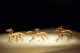 Đào đất đụng trúng kho báu, cả công trường lập tức bị phong toả vì...