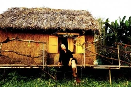 Ngắm cơ ngơi xanh ngát như phim trường của diễn viên Tú Oanh