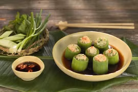 Tối nay ăn gì: Cách làm mướp xào ngon không bị thâm đen, vị độc đáo