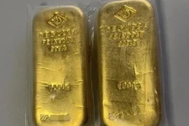 Dọn dẹp đồ cũ trong nhà, vô tình phát hiện "kho báu" 