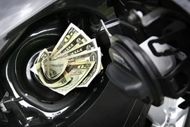 "Lật tẩy" 5 sai lầm khiến xe tay ga "ngốn" xăng