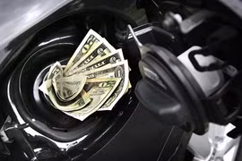 "Lật tẩy" 5 sai lầm khiến xe tay ga "ngốn" xăng