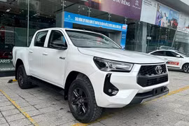Ngắm Toyota Hilux 2024 từ 668 triệu đồng vừa ra mắt Việt Nam