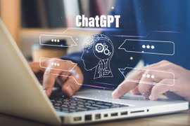 “Chat” với... ChatGPT