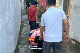 Hải Phòng: Thí sinh "đặc biệt" đến phòng thi bằng xe cứu thương