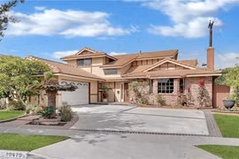 3 biệt thự triệu đô của danh hài Thúy Nga tại Mỹ