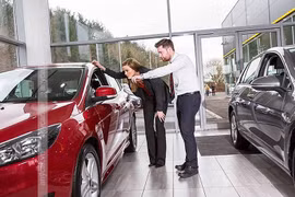 Mua ôtô ký gửi: Những lưu ý không thể bỏ qua tránh "tiền mất tật mang"