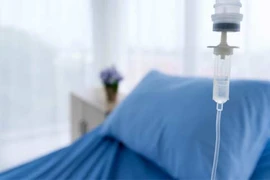  Thanh niên 19 tuổi bị “đồ chơi tình dục” 30 cm mắc kẹt trong hậu môn