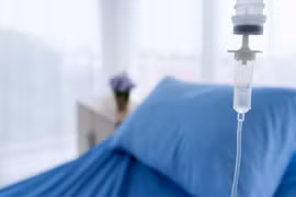  Thanh niên 19 tuổi bị “đồ chơi tình dục” 30 cm mắc kẹt trong hậu môn